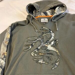 Legendary Whitetails Men's Gray Hoodie